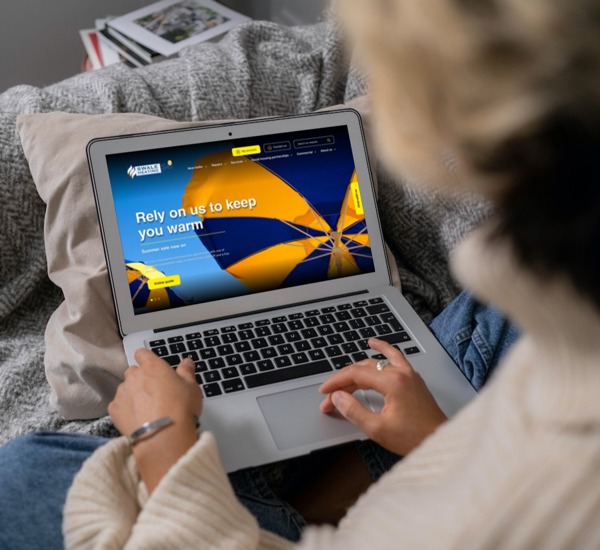 Smartmockups Lhum8qrh